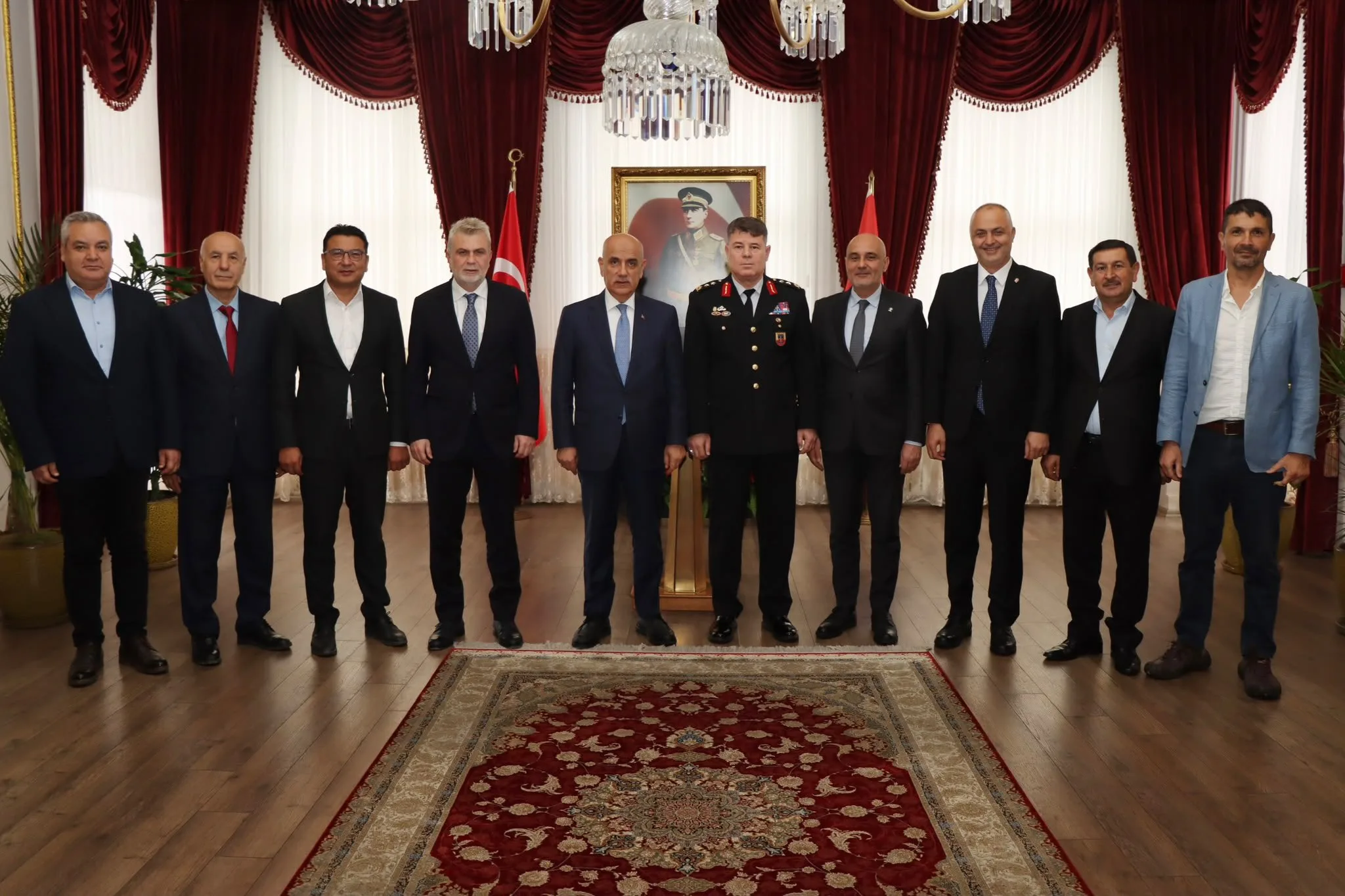 AK Parti Heyetinden Andırınlı Komutana Ziyaret