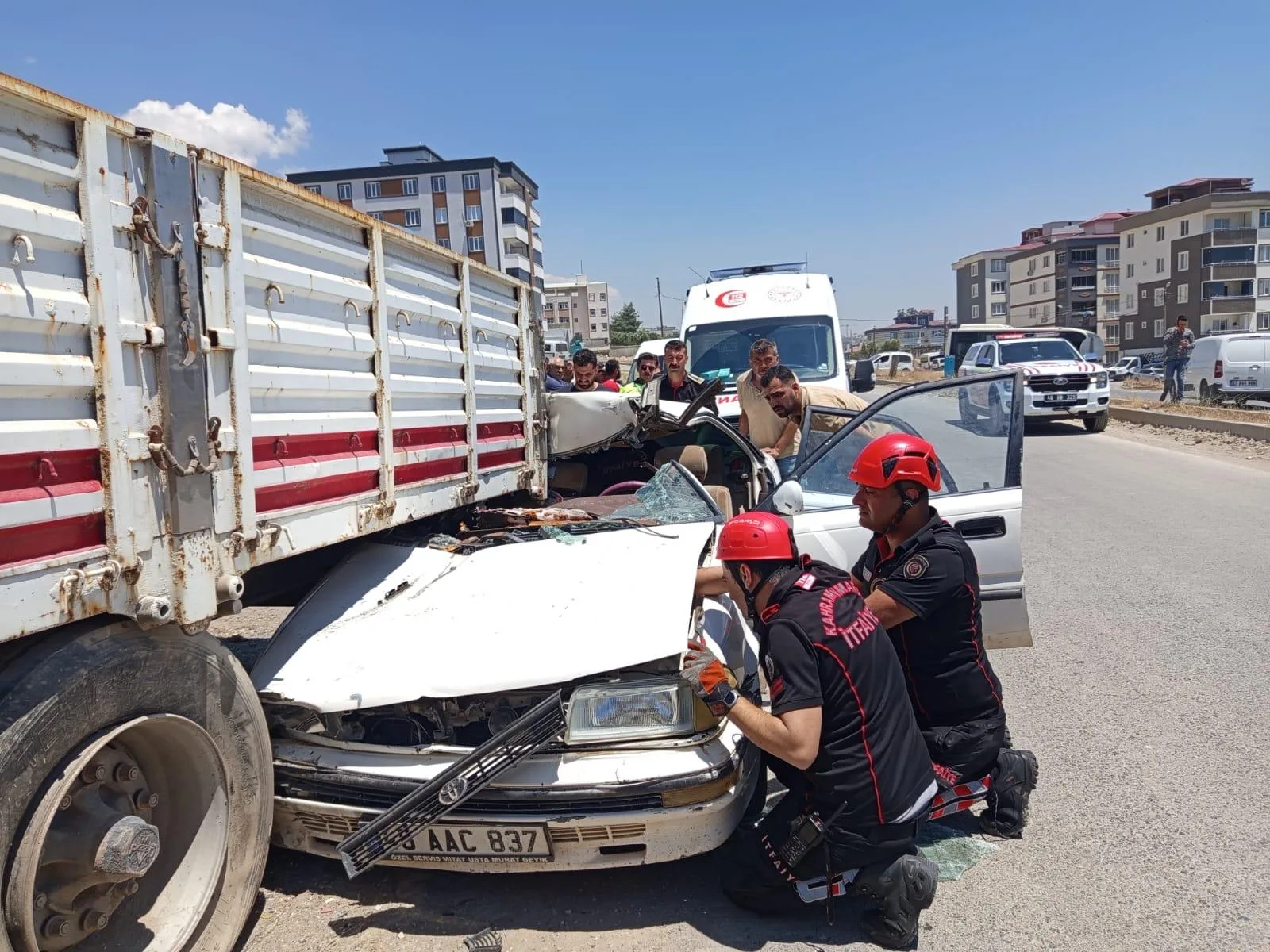 Kahramanmaraş’ta Kanlı Kaza: Dorseye Ok Gibi Girdi!