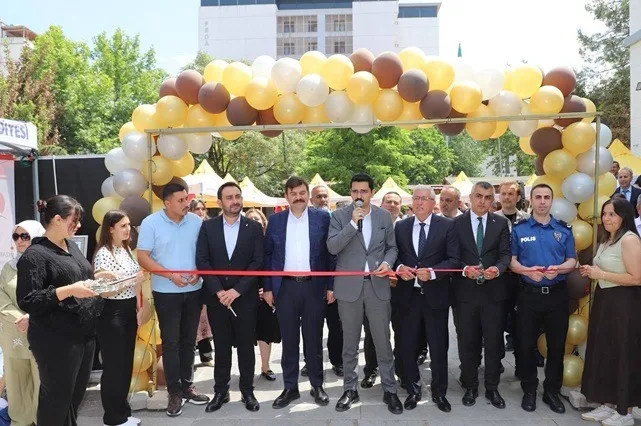 Pazarcık’ta Renkli Yıl Sonu Sergisi